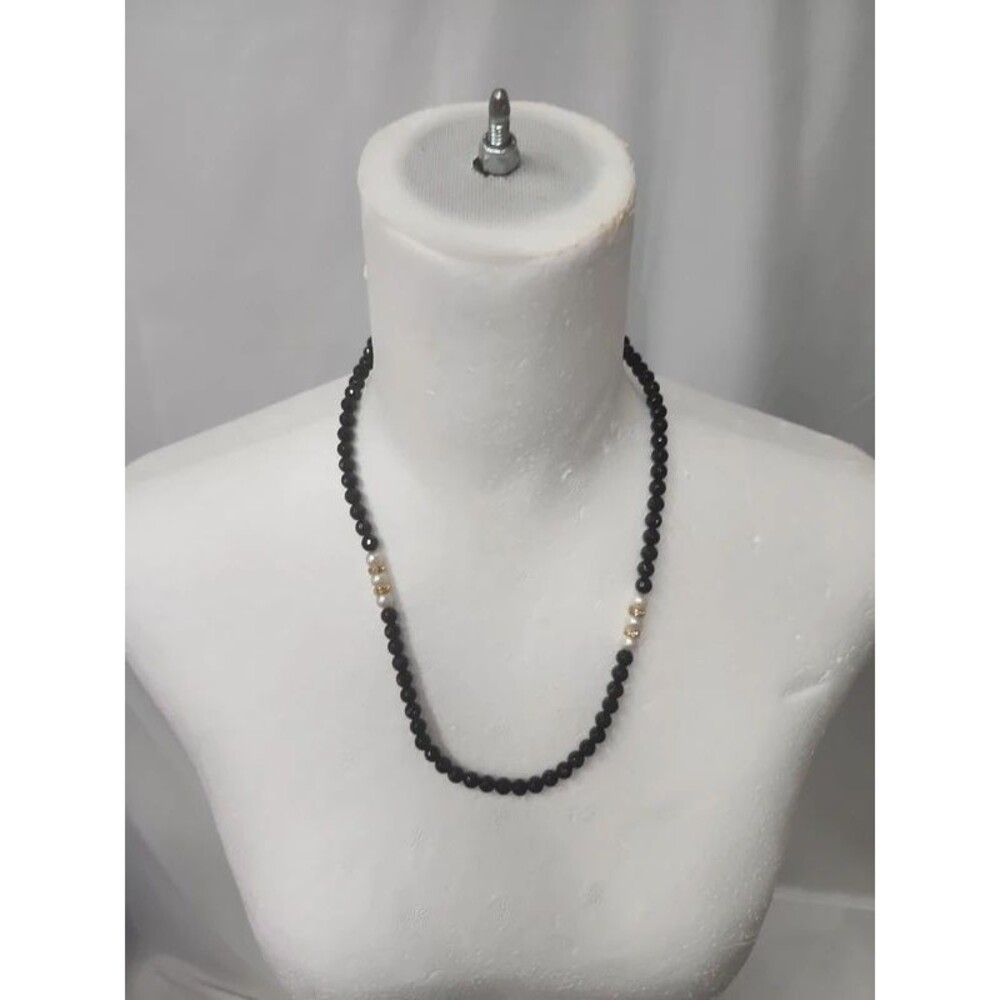 black faceted beads and faux pearls vintage necklace